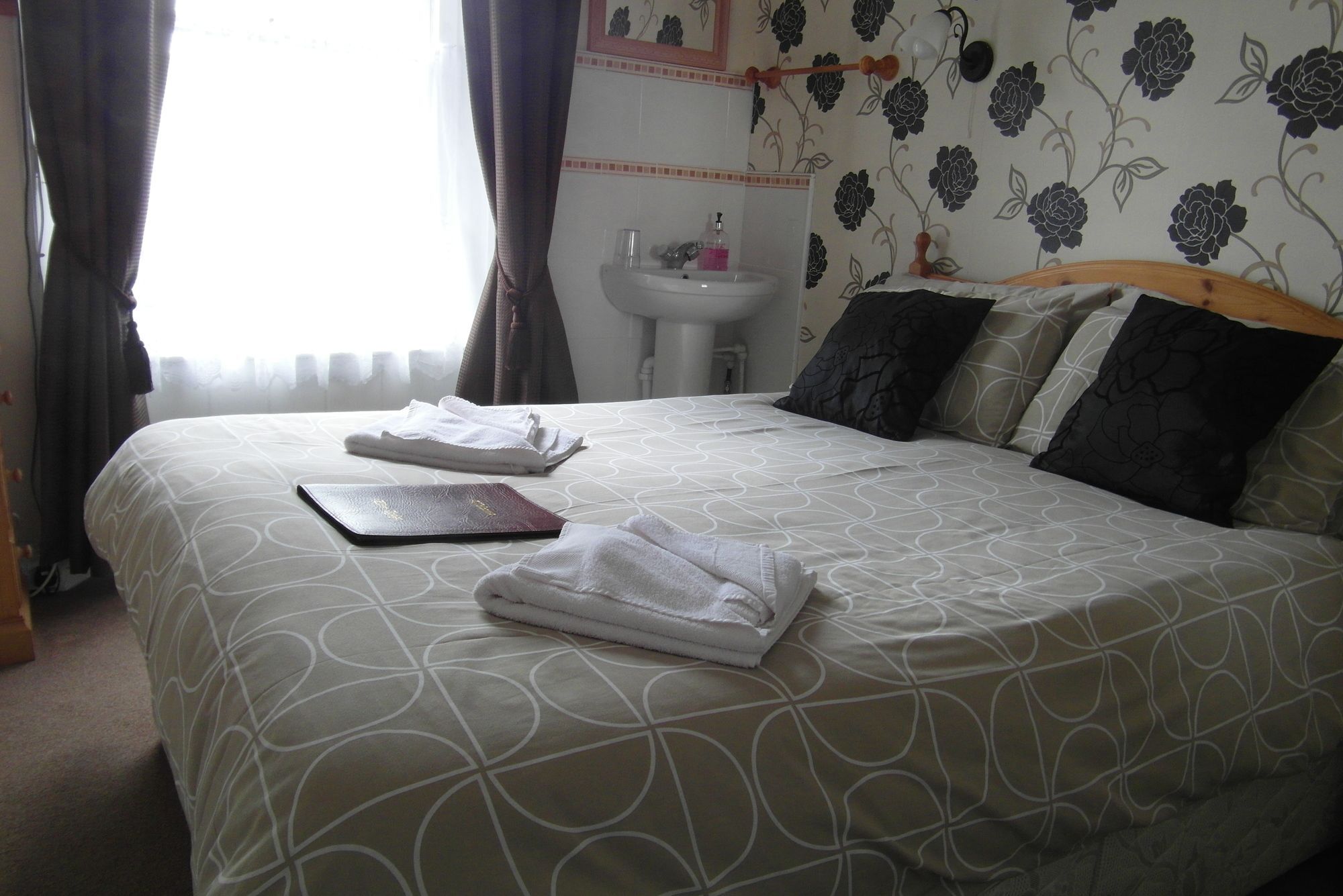 Puddle Duck Lodge - Adults Only Bowness-on-Windermere Kültér fotó